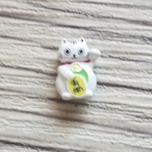 🦉HTF Lucky Cat Charm